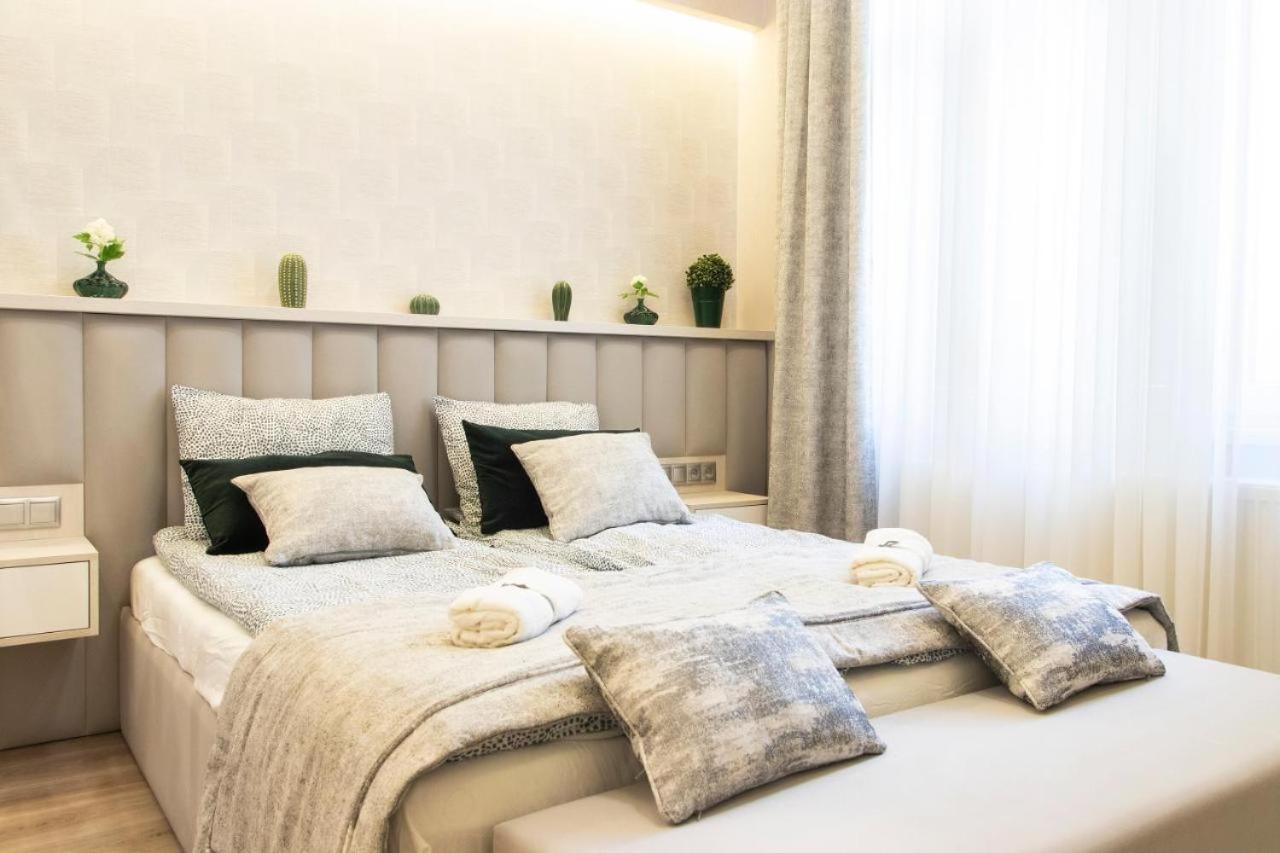 Central Relax Boutique Suites 布达佩斯 外观 照片