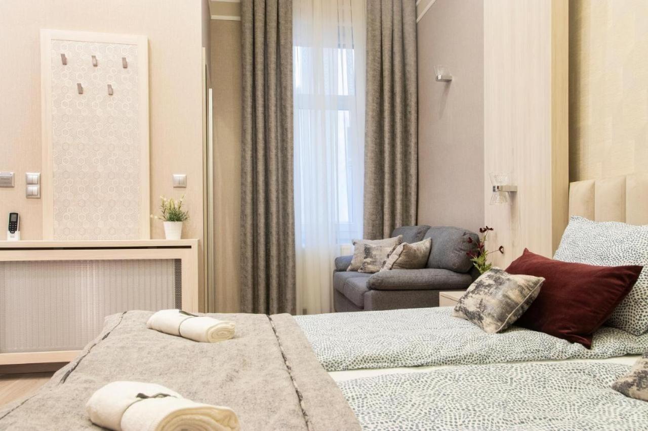 Central Relax Boutique Suites 布达佩斯 外观 照片